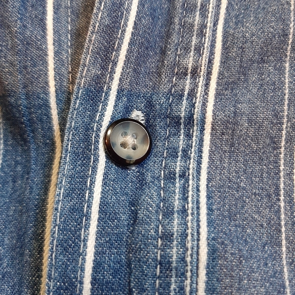 Coliseum Jeans Denim Striped Short Sleeve Button Shirt - Picture 3 of 5